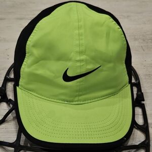 nike featherlight adjustable hat